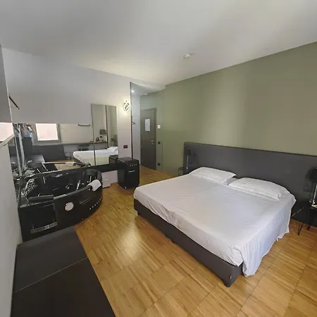 Smart 3* Carpi