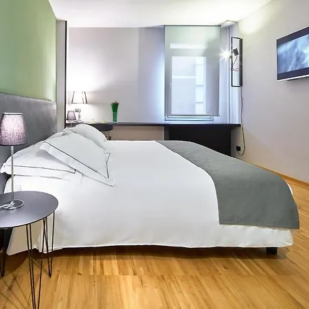 Hotel Smart