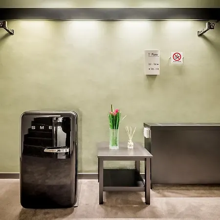 Hotel Smart